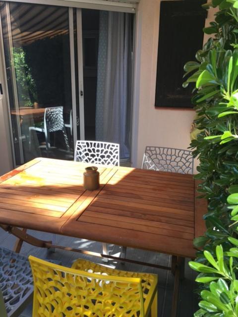 Ferienwohnung Rez De Jardin + Terrasse Piscine Et Acces Direct Plage Saint-Cyprien  Exterior foto