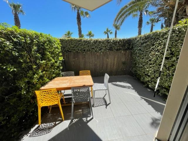 Ferienwohnung Rez De Jardin + Terrasse Piscine Et Acces Direct Plage Saint-Cyprien  Exterior foto